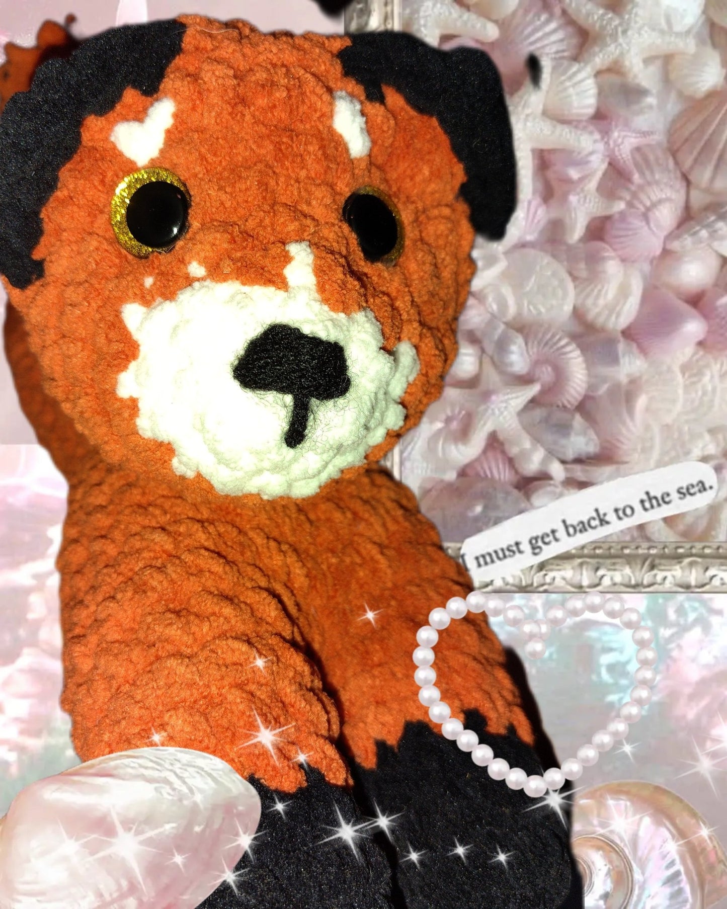 Large laying fox - VerHagens Craft