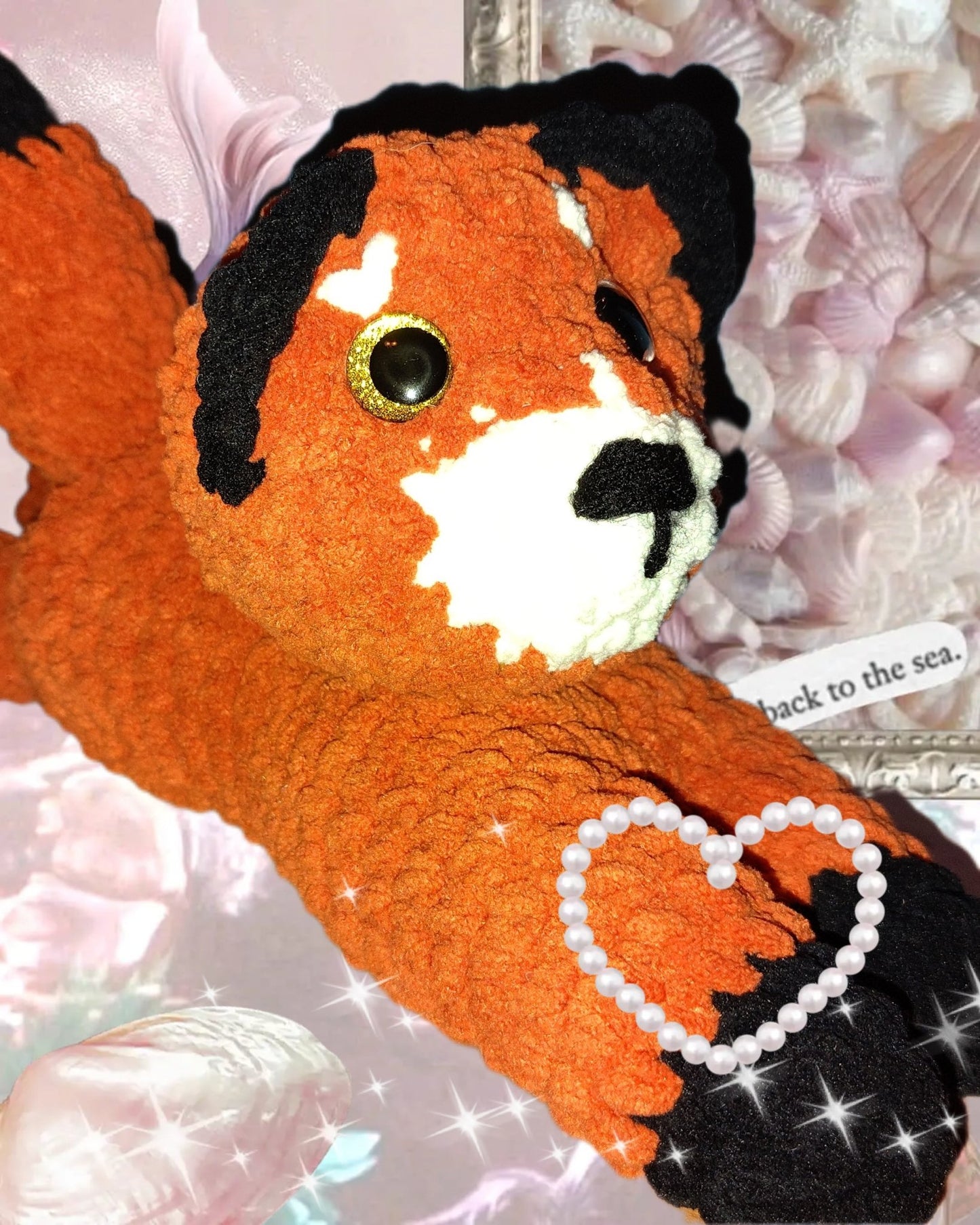 Large laying fox - VerHagens Craft